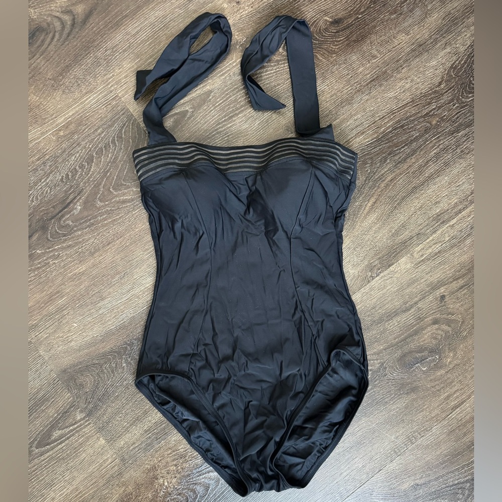 New. Elegant Black Women's Swimsuit